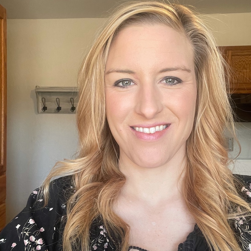 Meet your Posher, Carrie